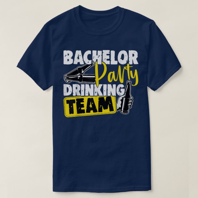 Camiseta Funny wedding bachelor party grooms drinking team  (Frente do Design)