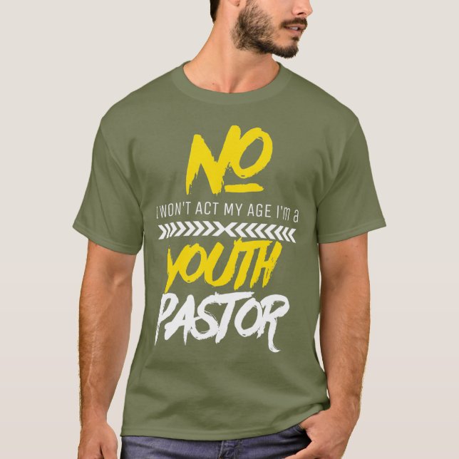 Camiseta Funny Wont Age Minha Idade Sou Um Pastor Juvenil (Frente)