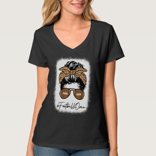 Camiseta Futebol de Oma Sangrento com Leopard Messy Bun (Frente)