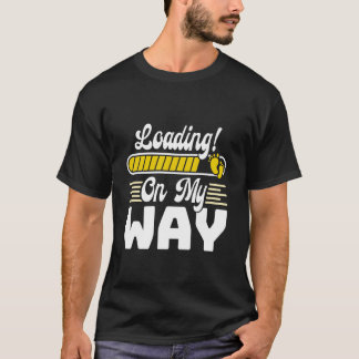 Camiseta Futura Mãe CARREGANDO A CAMINHO Piada de Gravidez