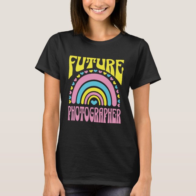 Camiseta Future Photographer Bright Retro Rainbow Photograp (Frente)