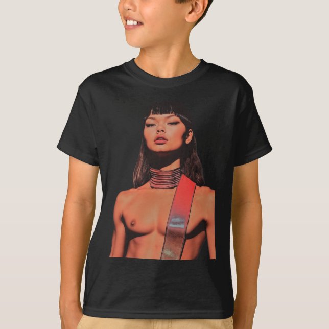 Camiseta Futuros Não Binários Potência E Fluido Não Vincula (Frente)