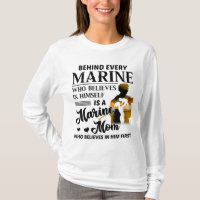 Fuzileiro Que Se Acredita É Uma Mãe Marinha