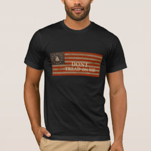 Camiseta Gadsden e bandeira dos E.U. 1776