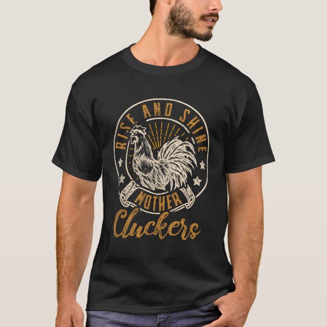 Camiseta Galinha Dos Apelidos Da Mãe E Raios (Frente)