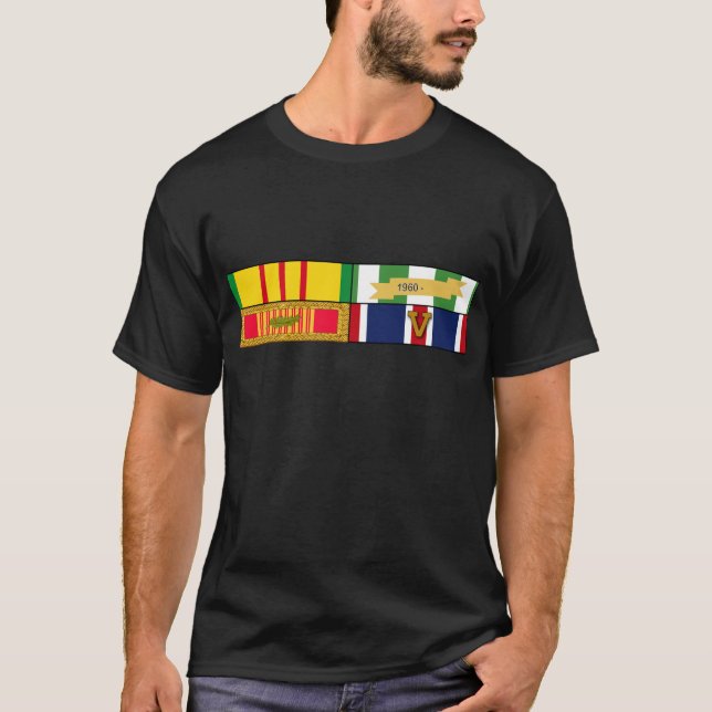Camiseta Gallantry de Vietnam Serviço-Vietnam (Frente)