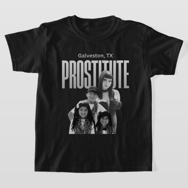 Camiseta Galveston Texas Prostitute MOM with Kids (Postura )