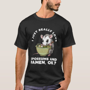 Camiseta Gambá Comendo Macarrão Ra Comida Japonesa Possum R