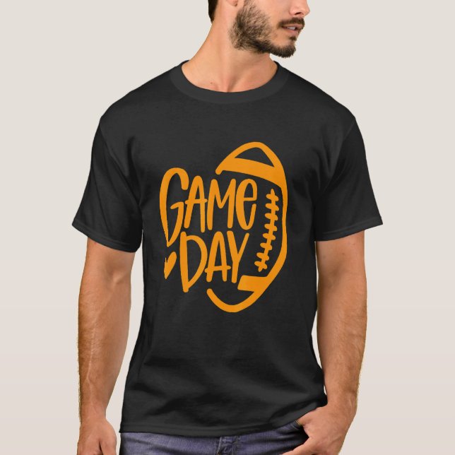 Camiseta Game Day Youth or High School Football Mama Footba (Frente)