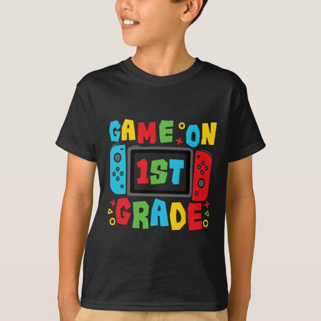 Camiseta Gamer Ck To School First Day Grade Team 1st Grade  (Frente)