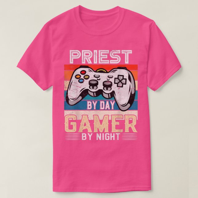 Camiseta Gamers de jogos noturnos e de padre por jogador (Frente do Design)
