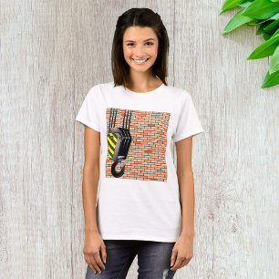 Camiseta Gancho de Guindaste Industrial com Parede de Tijol