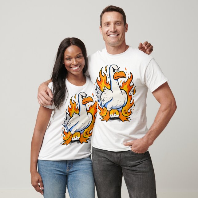 Camiseta Ganso Bravo em Chamas Caos Engraçado Pássaro (Unissex)