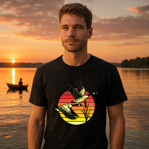 Camiseta Gansos Voadores e Retro Sunset