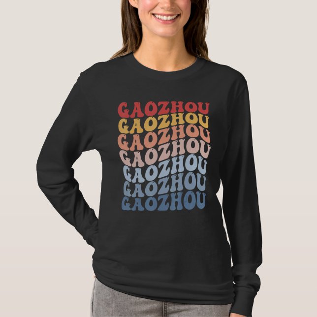 Camiseta Gaozhou City Groovy Retro (Frente)