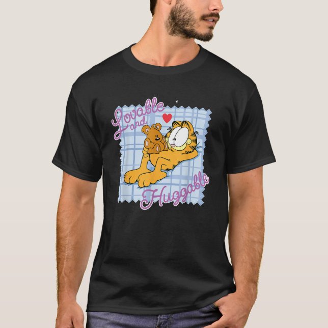 Camiseta Garfield Loveable Huggable Garfield e Carro Pookie (Frente)