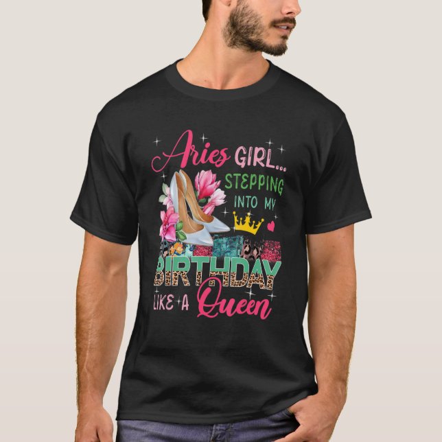 Camiseta Garota Aries Indo Como Rainha Floral Alta H (Frente)