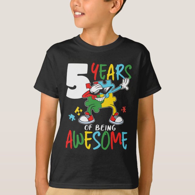 Camiseta Garota Autista Autista de 5 anos Autismo Autismo (Frente)