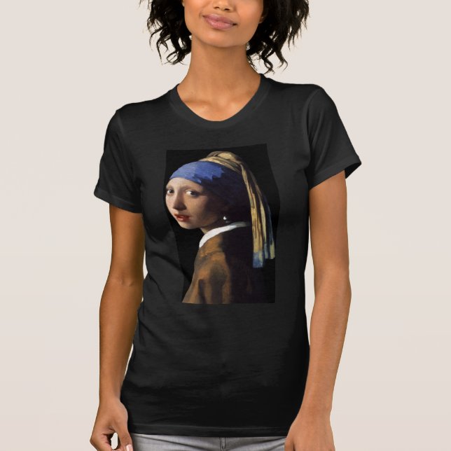 Camiseta garota com brinco de pérola (Frente)
