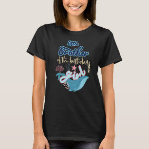 Camiseta Garota de aniversário do irmãozinho sob o jogo do