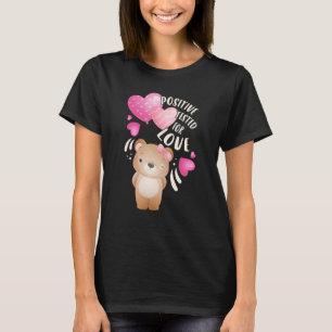 Camiseta Garota dia de os namorados com coração