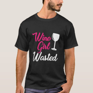 Camiseta Garota do Vinho Desperdiçada Festa de Bebendo de