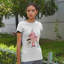 Garota em café rosa e café verde feminino