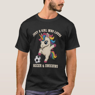Camiseta Garota Engraçada Que Ama Futebol Unicórnio Mãe Cri