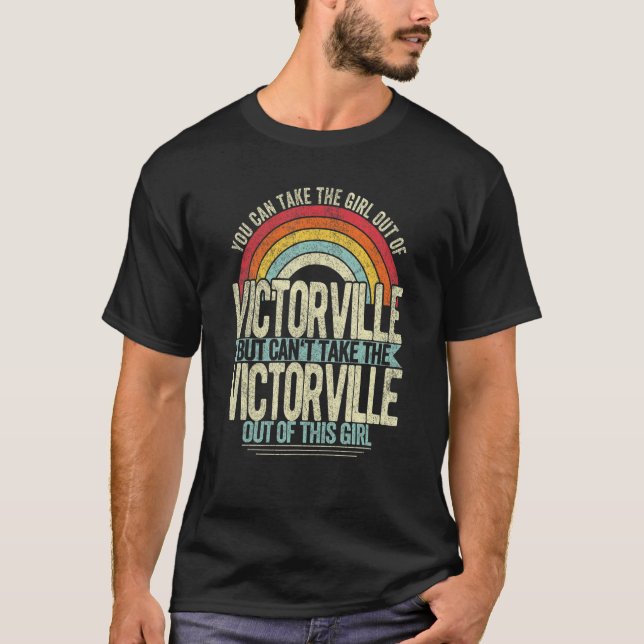 Camiseta Garota Fora De Victorville California Home V (Frente)