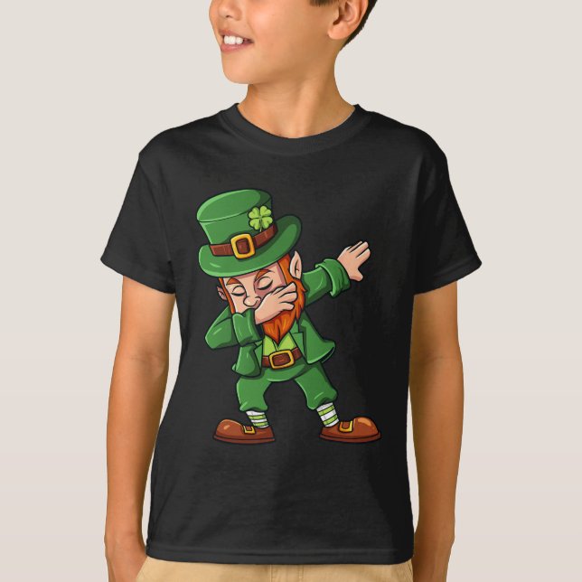 Camiseta Garota Irlandesa Leprechaun Dabbing Dia de São Pat (Frente)