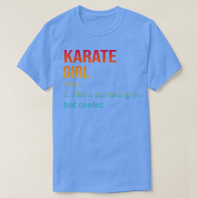 Camiseta Garota KARATE Como Uma Garota Normal Mas Engraçada (Frente do Design)