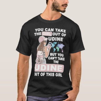 Camiseta Garota Legal da Cidade de Udine Orgulhosa Garota d