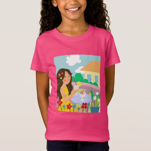 Camiseta garota na sacada no verão bebe um cocktai (Frente)