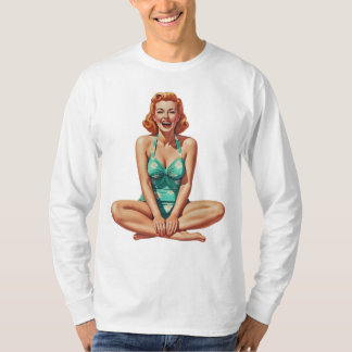 Camiseta Garota Retro PinUp dos anos 1950 em Maiô Floral
