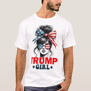 Camiseta Garota Trump Coque Desarrumado Óculos de Sol Bande