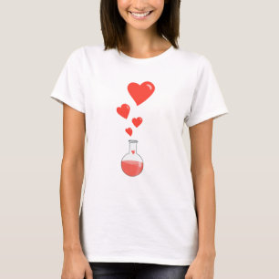 Camiseta Garrafa da fêmea do geek da ciência dos coraçõ