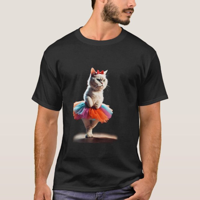 Camiseta Gatinho de ballet usando tutu. (Frente)