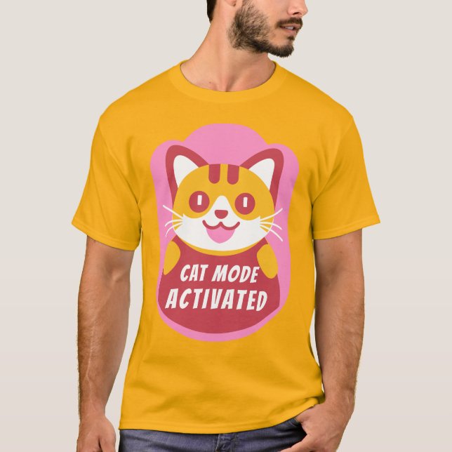 Camiseta Gatinho de Tabuleiro Laranja ou Amarelo com Texto  (Frente)