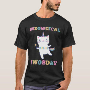 Camiseta Gatinho Kawaii F do Gato de Twosday Meowgical Love