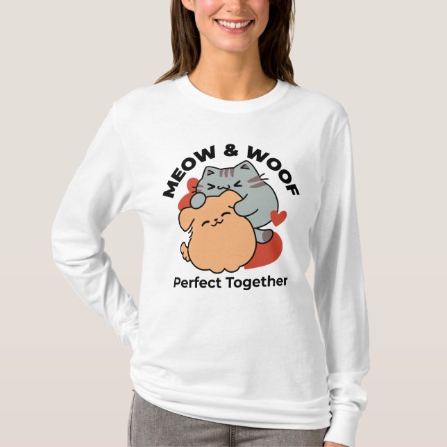 Camiseta Gato Adorável e Cachorro Abraço - Meow & Woof Desi (Frente)