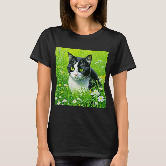 Camiseta Gato Adorável sentado num campo das Disies (Frente)