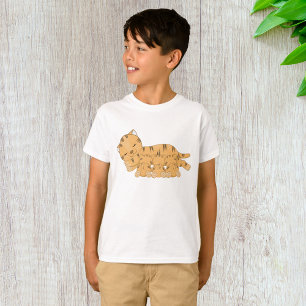 Camiseta Gato Adormecido com Gatinhos Mamando