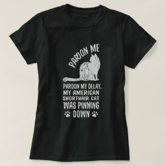 Camiseta Gato American Shorthair Engraçado Fixando a Arte