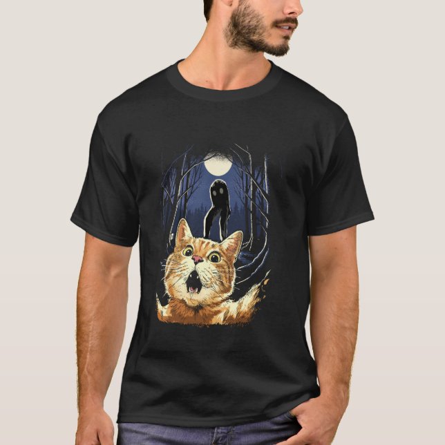 Camiseta Gato Assustado Selfie Gato Com Criptídeo Monstro D (Frente)