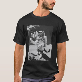 Camiseta Gato Astronauta Plantando Bandeira Americana dos E