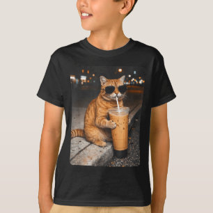 Camiseta Gato bebendo café gelado meme engraçado de animal