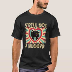 Camiseta Gato Bravo de São Valentim Ainda Não é Abraçador S