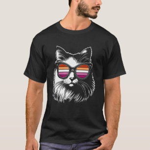 Camiseta Gato Chic com Óculos de Sol e Cores do Orgulho Lés