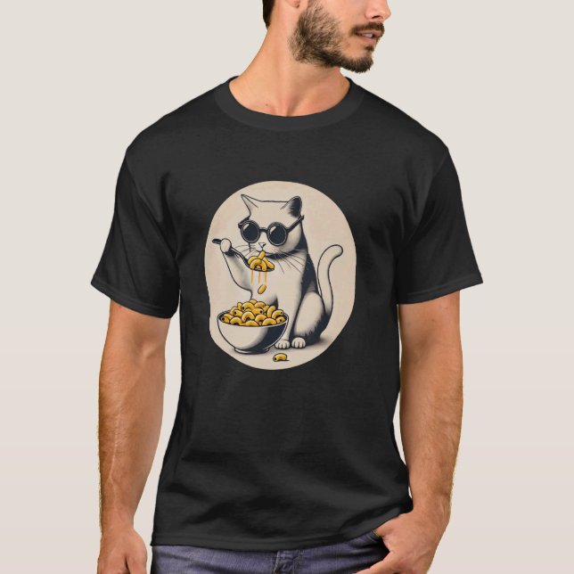 Camiseta Gato Comendo Macarrão com Queijo (Frente)