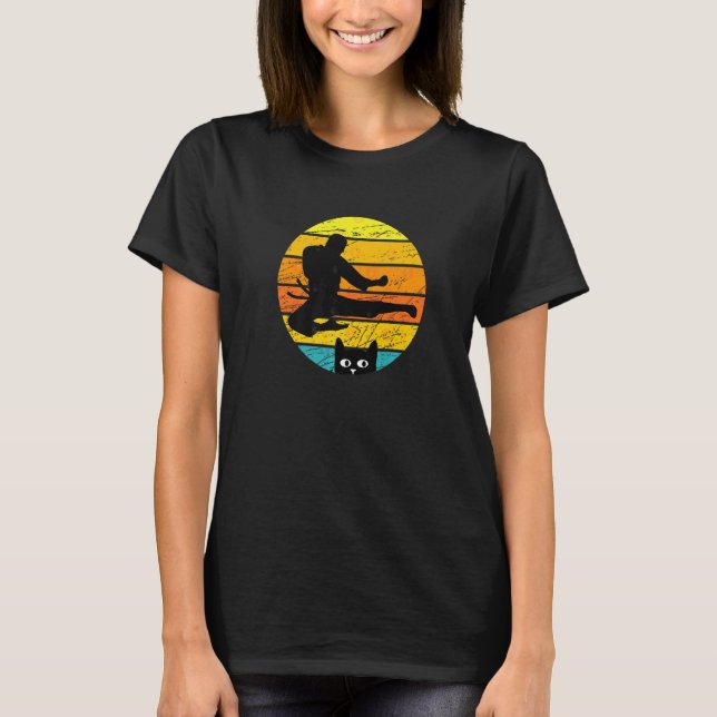 Camiseta Gato de Karatê Silhueta Retro (Frente)
